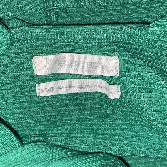 Urban Outfitters Green cross tank top! - Picture 3 of 4